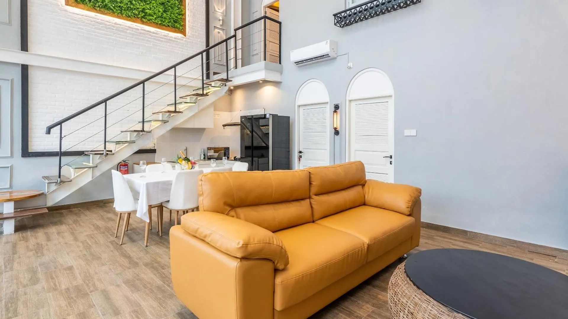 Luxury Villa Belvedere Bali In Seminiak Legian